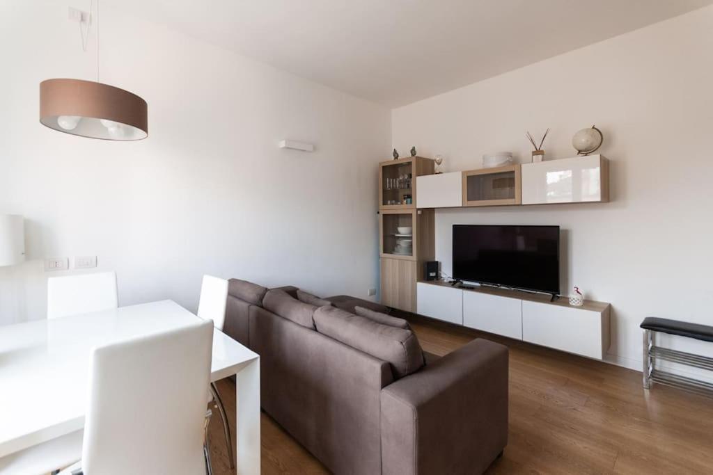 Youhosty - Ripamonti 194 Milano Exteriör bild