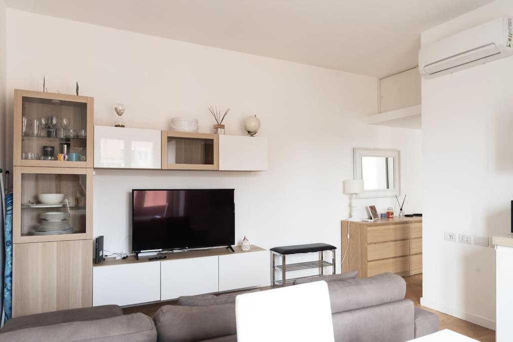 Youhosty - Ripamonti 194 Milano Exteriör bild
